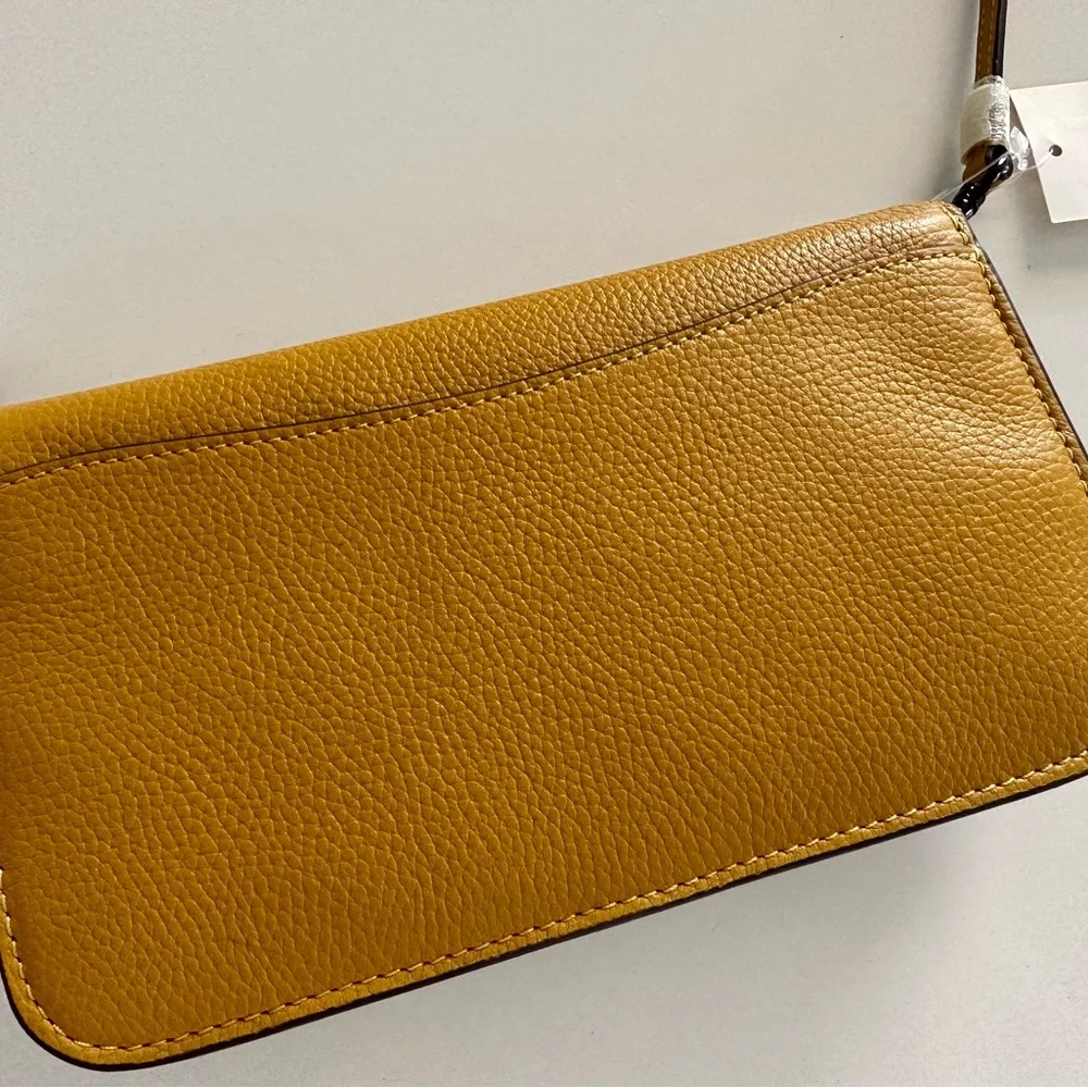 Coach Crossbody Bag - Picture 5 of 7